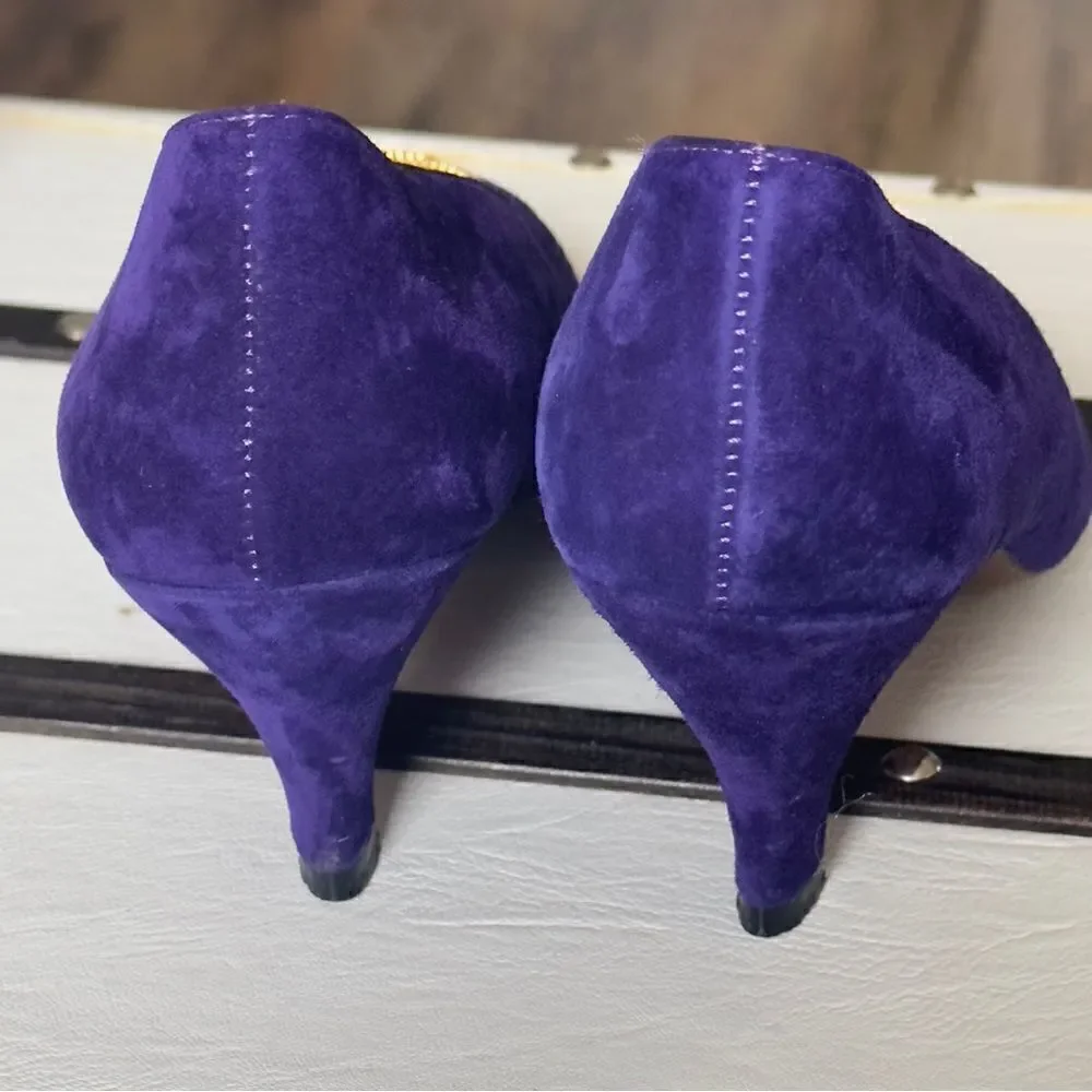 Carriage Court Vintage Blanche Purple Suede Upper Kitten Heel Shoes Size 6.5